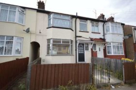 3 bedroom Terraced t...